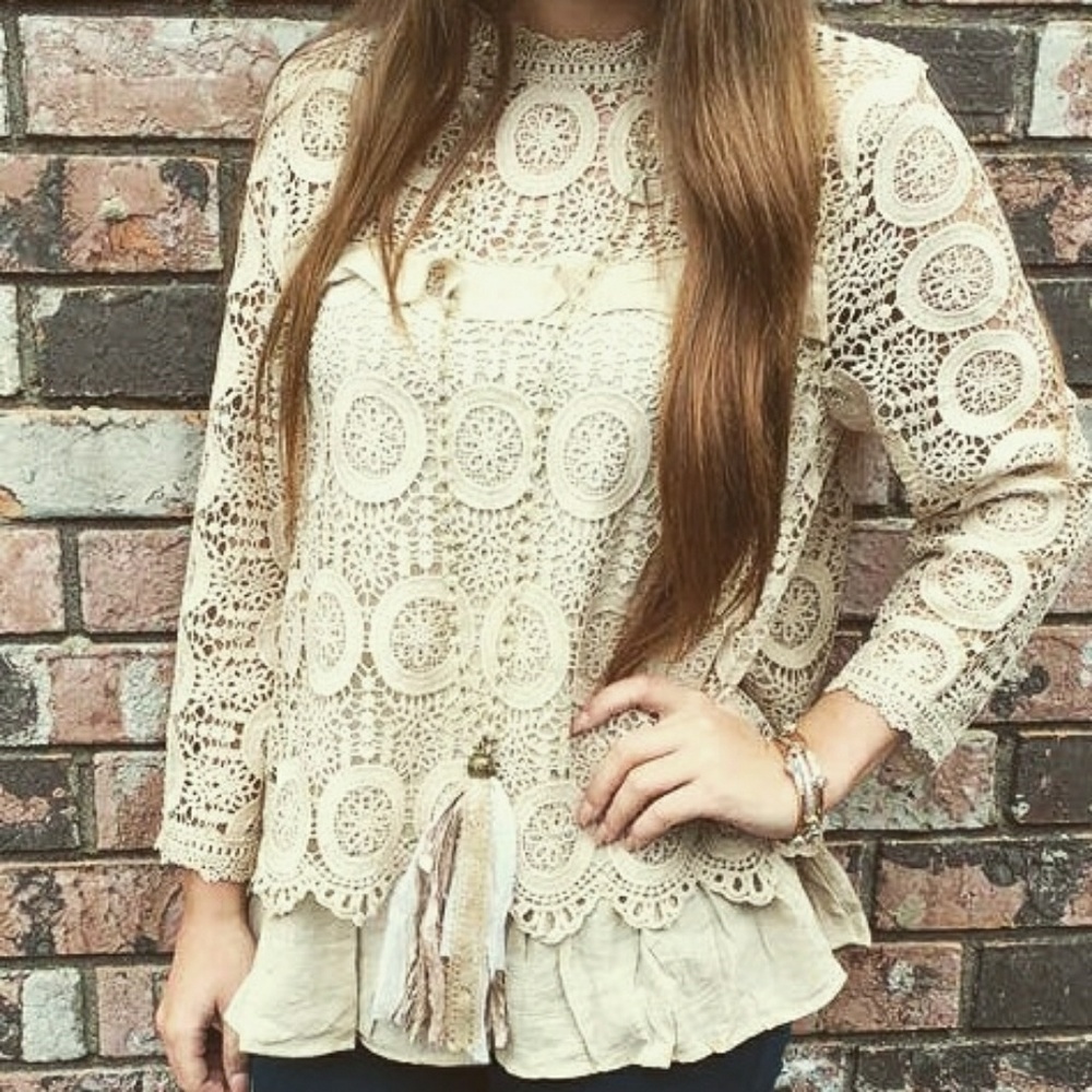 ❤Entro Crocheted Top